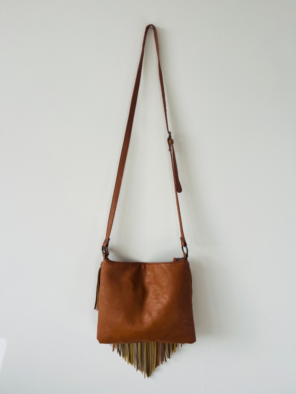 Soft Fringe Leather Crossbody Brown Tan Bag - Picture 2 of 7